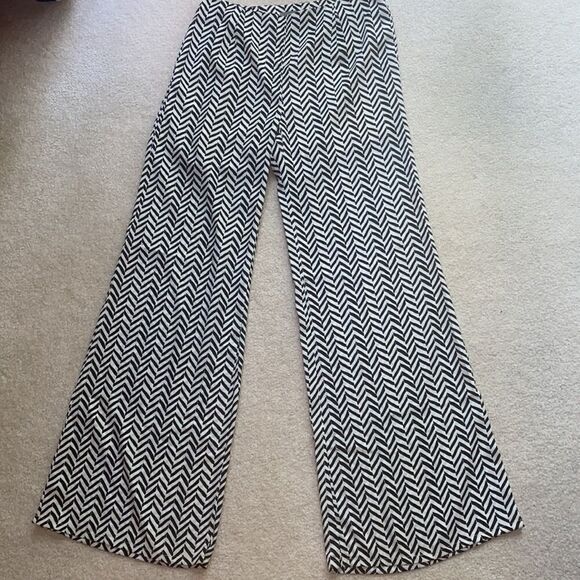 NWOT! Umgee Chevron Wide Leg Pants! - Picture 10 of 11